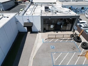 440 E Holt Ave, Pomona, CA for lease Interior Photo- Image 2 of 5