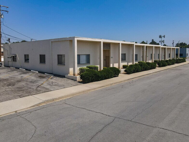 828 Dodsworth Ave, Covina, CA à louer - Photo du bâtiment - Image 1 de 3