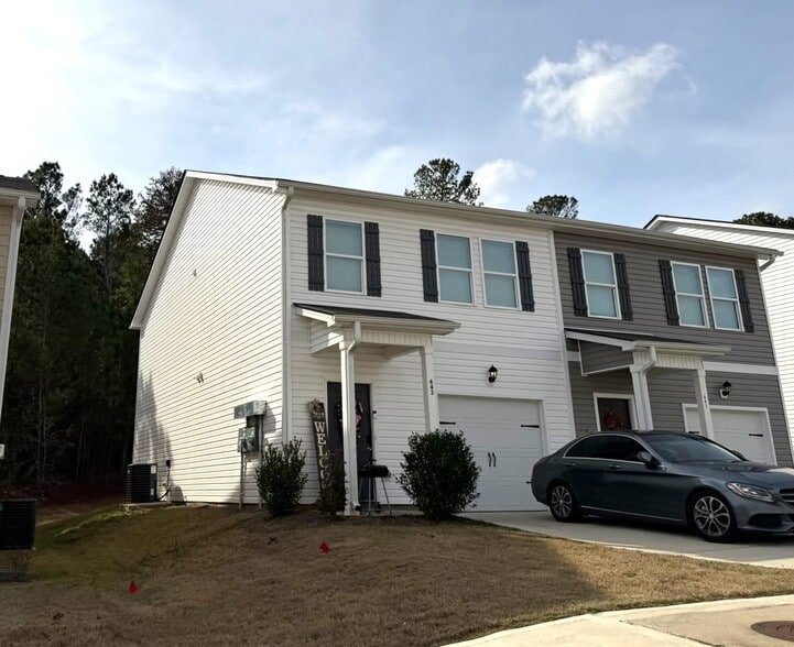 443 Oakwood Dr, Milledgeville, GA for sale - Primary Photo - Image 1 of 1