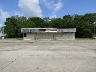 More details for 900 Jefferson Ter, New Iberia, LA - Retail for Sale