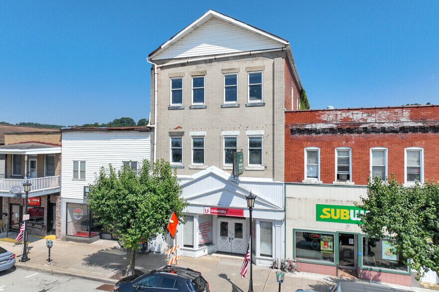 346 3rd St, California, PA à vendre - Photo principale - Image 1 de 4