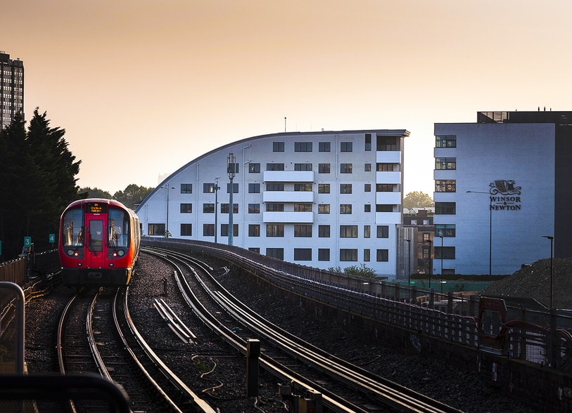 10 Bard Rd, London for sale - Primary Photo - Image 1 of 5