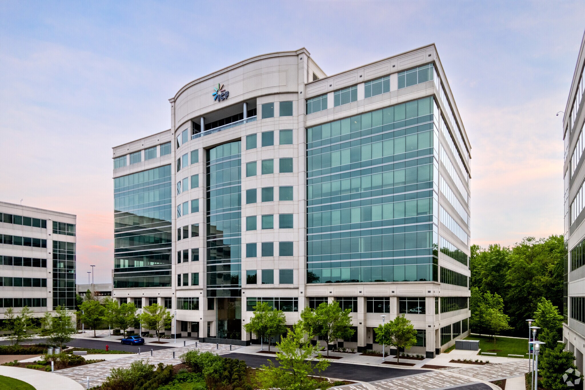 520-540 Gaither Rd, Rockville, MD for lease Building Photo- Image 1 of 13