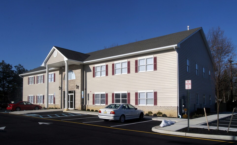 1268 Route 37 W, Toms River, NJ for lease - Primary Photo - Image 1 of 5