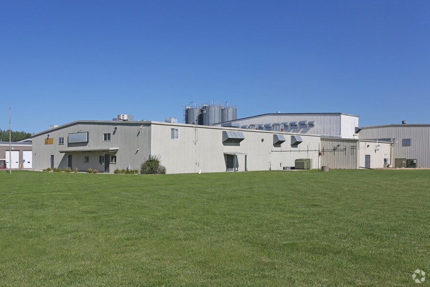 480 Industrial Rd, Mankato, MN for lease - Building Photo - Image 3 of 12
