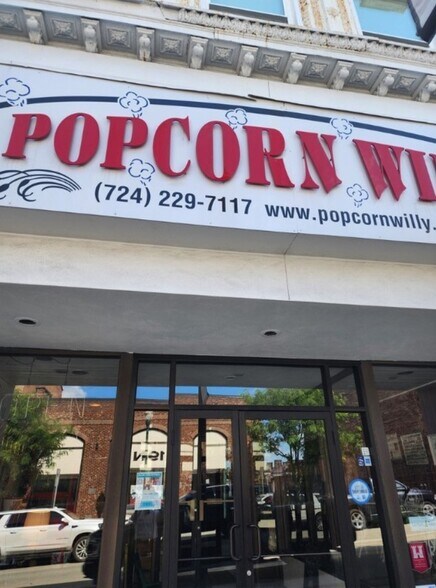 20 N Main St, Washington, PA à vendre - Photo du bâtiment - Image 2 de 2