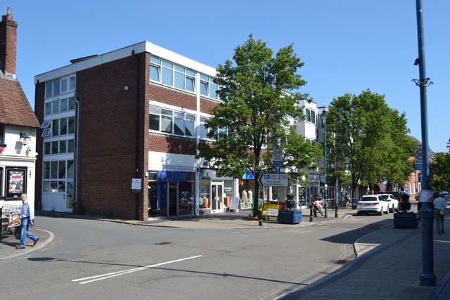 80A High St, Alton for lease Building Photo- Image 1 of 12