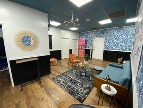 5318 S Vermont Ave, Los Angeles, CA for lease Interior Photo- Image 2 of 13