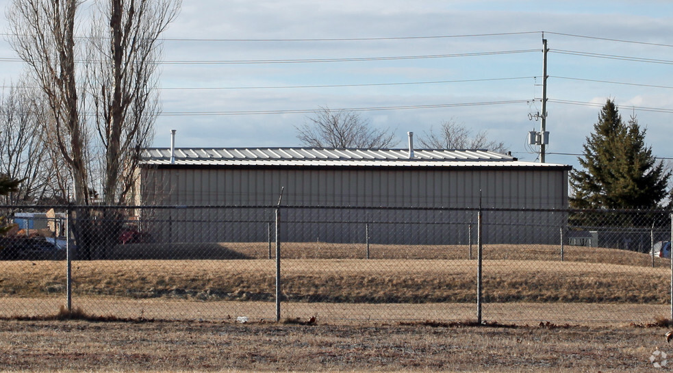 1682 Baseline Rd W, Clarington, ON à louer - Photo du bâtiment - Image 2 de 2