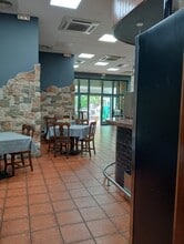 Commerce de détail dans San Fernando de Henares, Madrid à louer Photo intérieure- Image 1 de 6