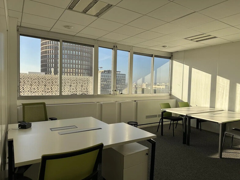 20 Boulevard Eugène Deruelle, Lyon for lease - Interior Photo - Image 1 of 5