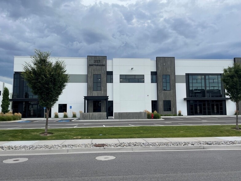 357 W Life Science Way, Draper, UT for lease - Building Photo - Image 2 of 9