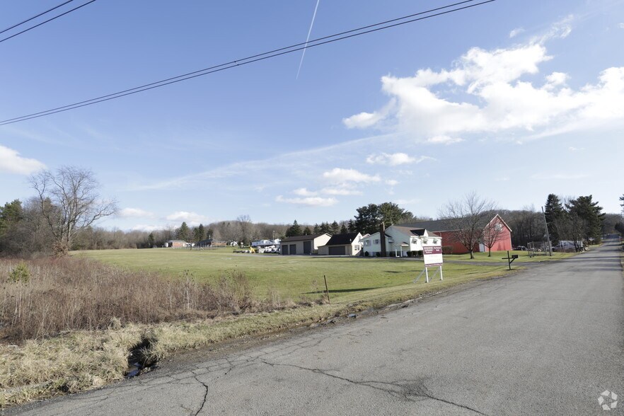 6105 Old Route 8, Butler, PA à louer - Photo principale - Image 1 de 13