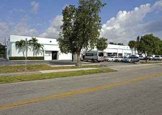 Plus de détails pour 14220-14270 NE 18th Ave, North Miami, FL - Industriel à louer