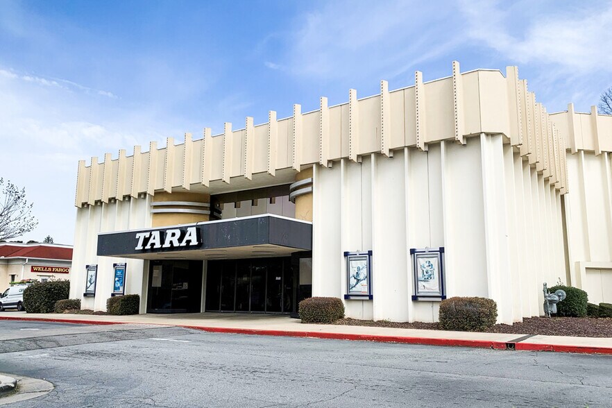 2325-2345 Cheshire Bridge Rd NE, Atlanta, GA à louer - Photo du bâtiment - Image 3 de 6