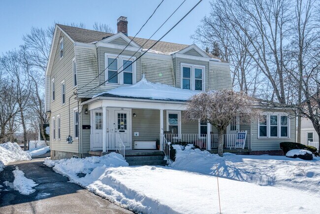 Plus de détails pour 186-188 E Center St, Manchester, CT - Bureau à vendre