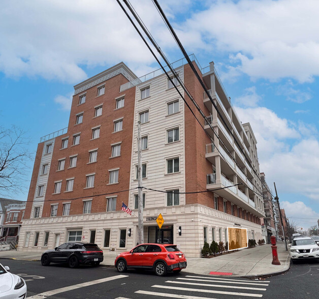 396-398 Kings Hwy, Brooklyn, NY for lease - Building Photo - Image 1 of 7