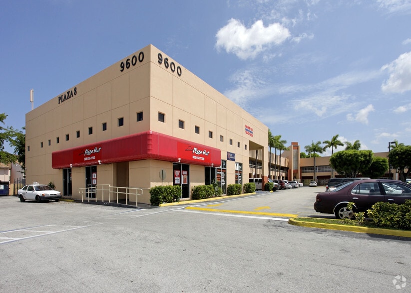 9600 Sw 8th St, Miami, FL for lease - Primary Photo - Image 1 of 8