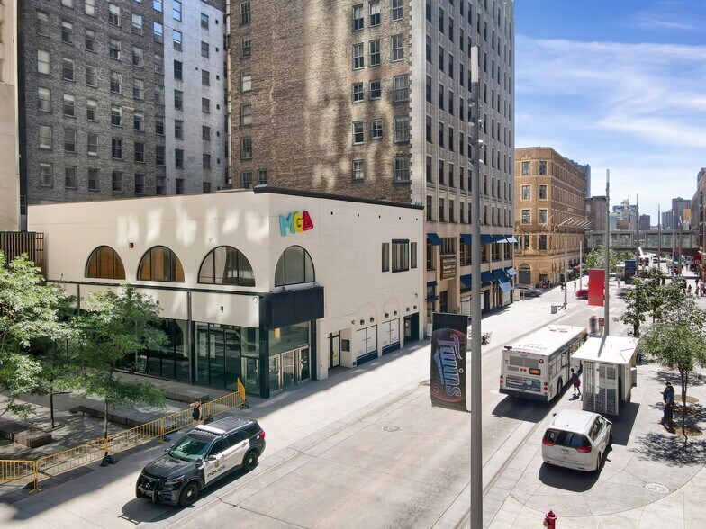 815 Nicollet Mall, Minneapolis, MN à vendre - Photo du bâtiment - Image 2 de 10