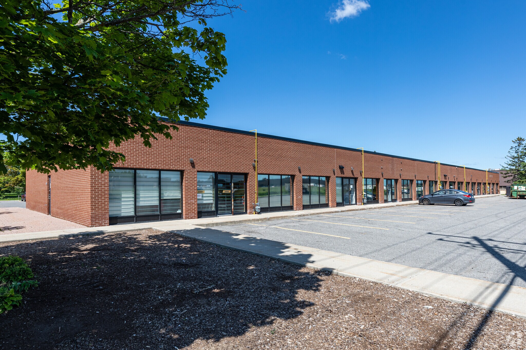 32 Colonnade Rd, Ottawa, ON for sale Primary Photo- Image 1 of 1