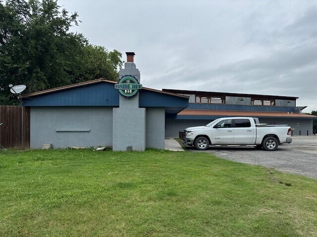 More details for 427381 Texanna Rd, Checotah, OK - Retail for Sale