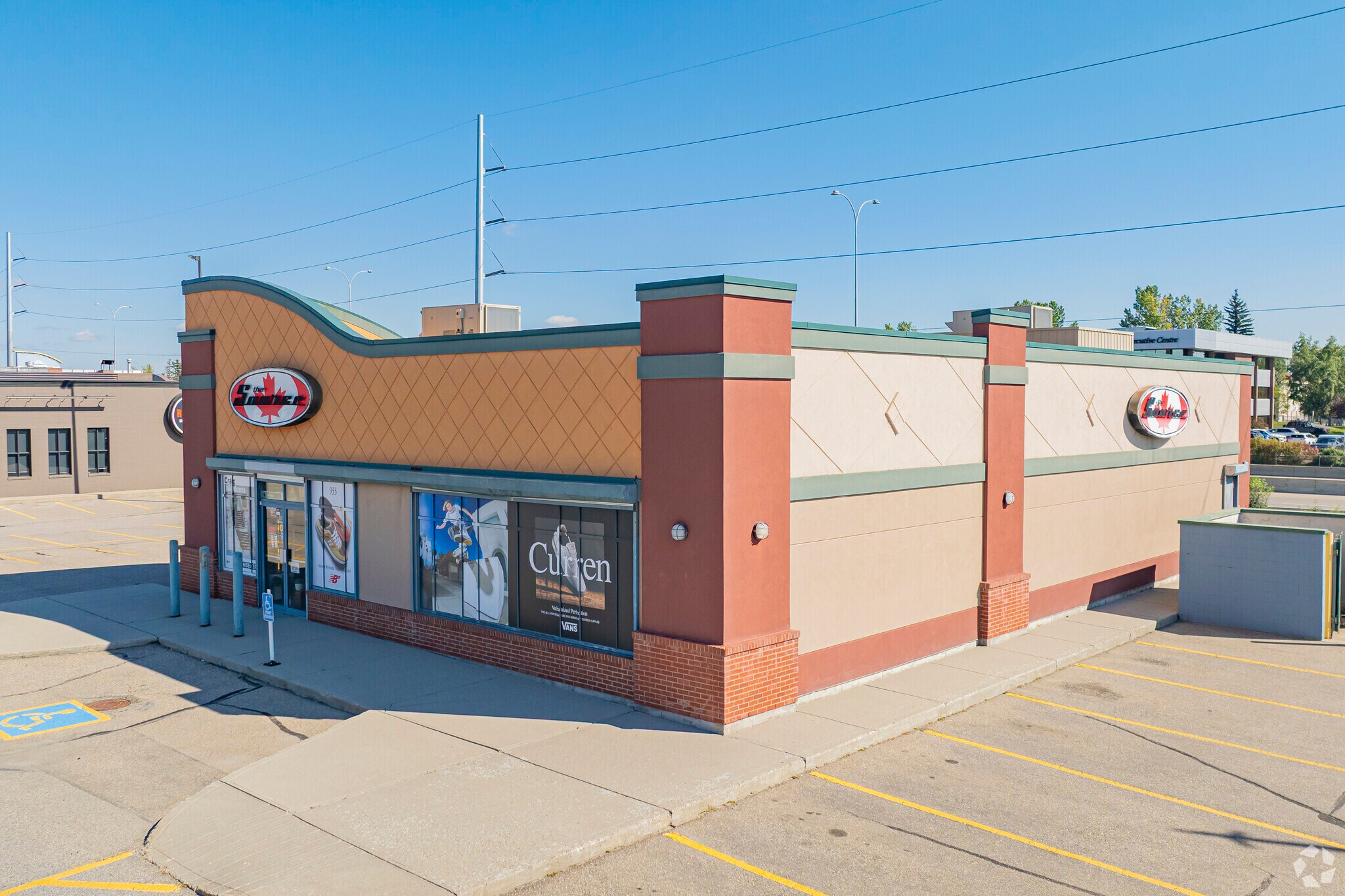 16061 Macleod Trl SE, Calgary, AB à louer Photo principale- Image 1 de 4