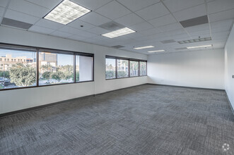 200 E Sandpointe Ave, Santa Ana, CA for lease Interior Photo- Image 2 of 7