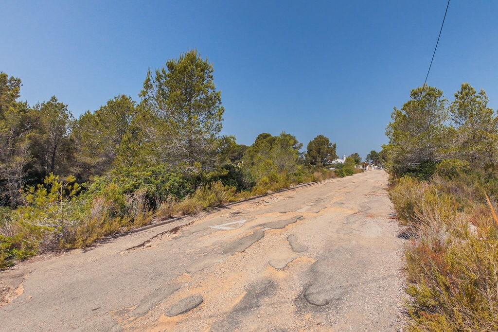 Land in Les Tres Cales, Tarragona for sale Primary Photo- Image 1 of 12