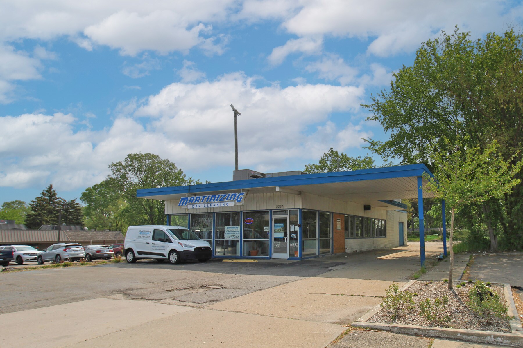 2267 Orchard Lake Rd, Sylvan Lake, MI à louer Photo du bâtiment- Image 1 de 2