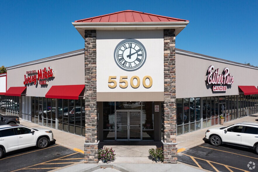 5500 Harrison Ave, Cincinnati, OH à louer - Photo principale - Image 1 de 7