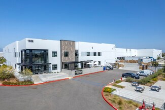 Plus de détails pour 1322 Rocky Point Dr, Oceanside, CA - Industriel à louer
