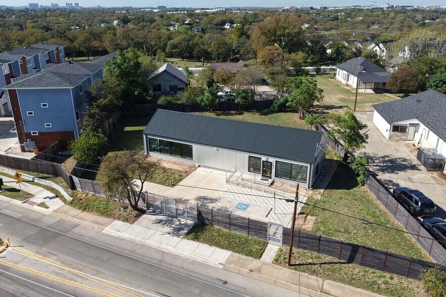 1152 Webberville Rd, Austin, TX à vendre - Photo du bâtiment - Image 1 de 13