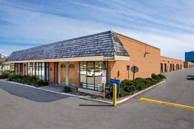 More details for 35 W Pearce St, Richmond Hill, ON - Industrial for Sale