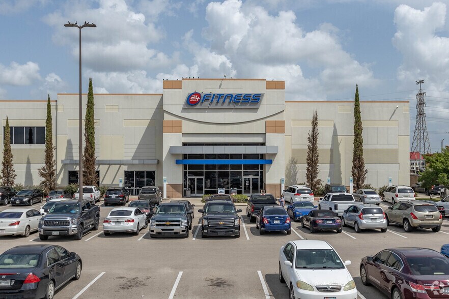 11510-11528 Gulf Fwy, Houston, TX à louer - Photo du bâtiment - Image 3 de 6