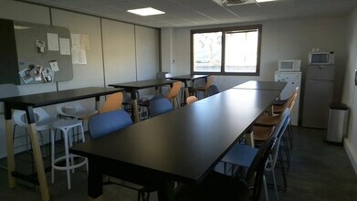 515 Avenue De La Tramontane, La Ciotat à louer Photo du bâtiment- Image 2 de 9