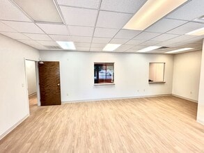 3408 Wilshire Blvd, Wilmington, NC à louer Photo intérieure- Image 1 de 5