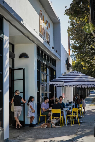 2129-2133 Colorado Blvd, Eagle Rock, CA for sale - Building Photo - Image 3 of 12