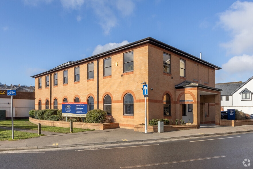 Riverside, Bishop's Stortford for lease - Building Photo - Image 1 of 4