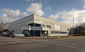 Plus de détails pour 551-552 Europa Blvd, Warrington - Industriel à louer
