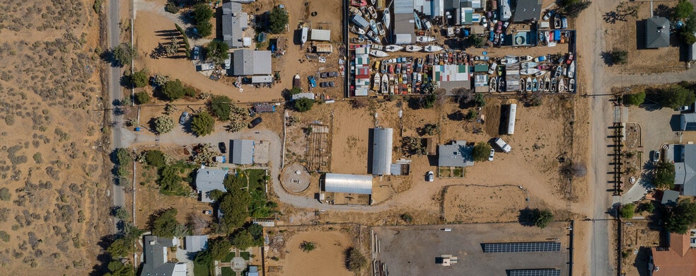 43254 52nd St W, Lancaster, CA à vendre - Photo du bâtiment - Image 2 de 41