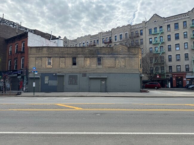 More details for 373 S 1st St, Brooklyn, NY - Retail for Lease