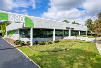Plus de détails pour 680 Engineering Dr, Peachtree Corners, GA - Local d'activités à louer