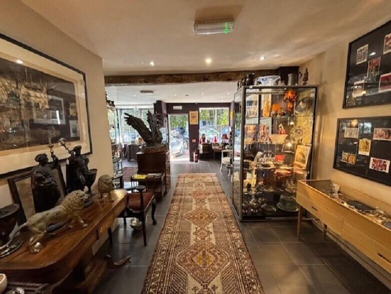 6 King St, Llandeilo for sale - Interior Photo - Image 3 of 9