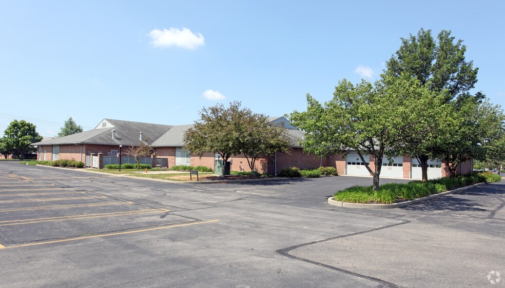 178 W Schrock Rd, Westerville, OH for lease - Building Photo - Image 2 of 15