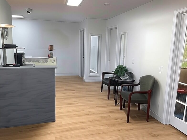 103 E 42nd St, Loveland, CO for lease - Building Photo - Image 2 of 6