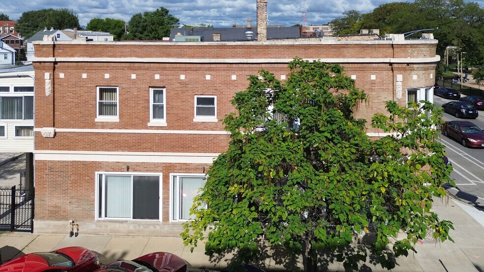 3256-3258 N Elston Ave, Chicago, IL à vendre - Photo du bâtiment - Image 3 de 67