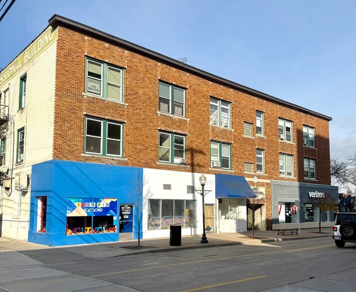 104 W 4th St, Royal Oak, MI à louer - Photo du bâtiment - Image 3 de 4