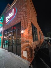 3208 W Gate City Blvd, Greensboro, NC à louer Photo du bâtiment- Image 1 de 36