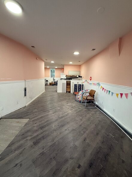 434 West Side Ave, Jersey City, NJ for lease - Building Photo - Image 2 of 6