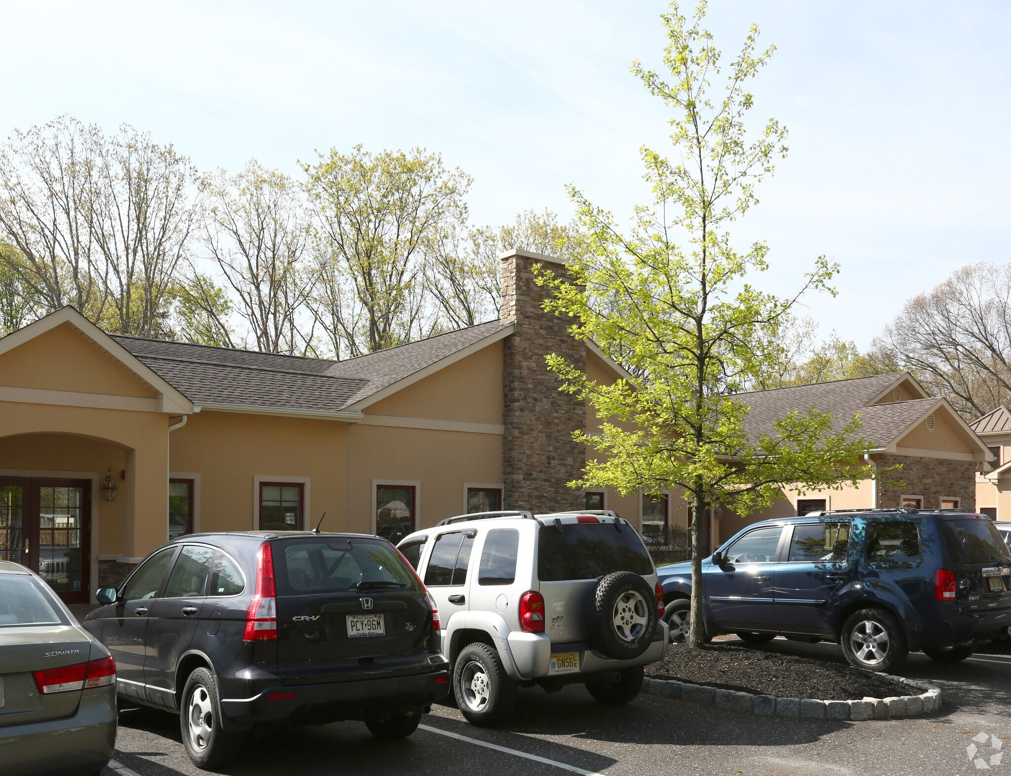 88 S Lakeview Dr, Gibbsboro, NJ for sale Primary Photo- Image 1 of 9